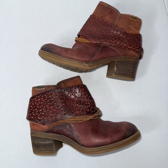 PIKOLINOS Shoes - Pikolinos Women’s Lyon Ankle Boot Burgundy Red Leather Size 37